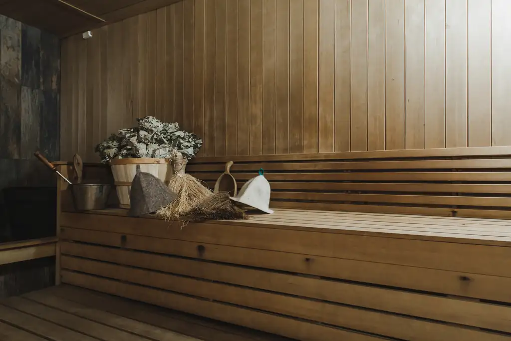 Bath house photo 9