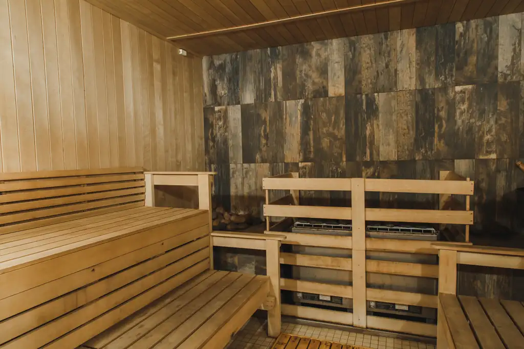 Bath house photo 37